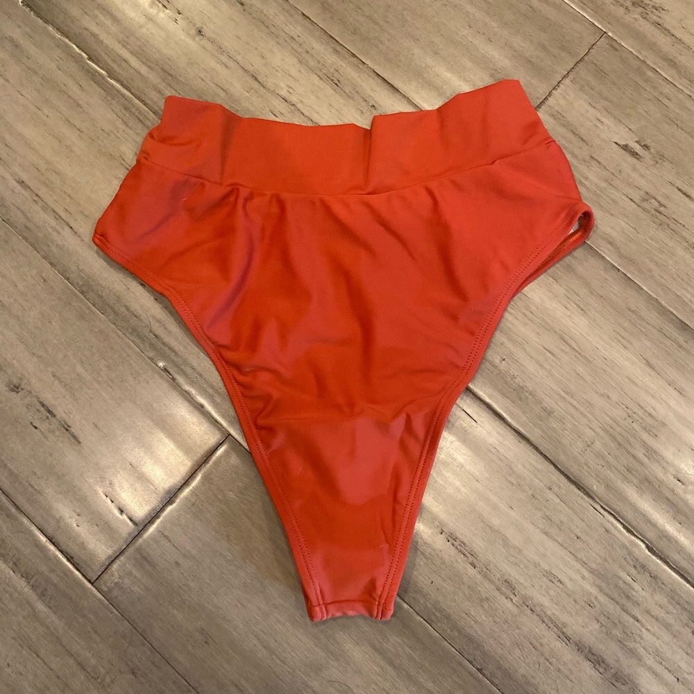 Bikini Bottom - Picture 2 of 4
